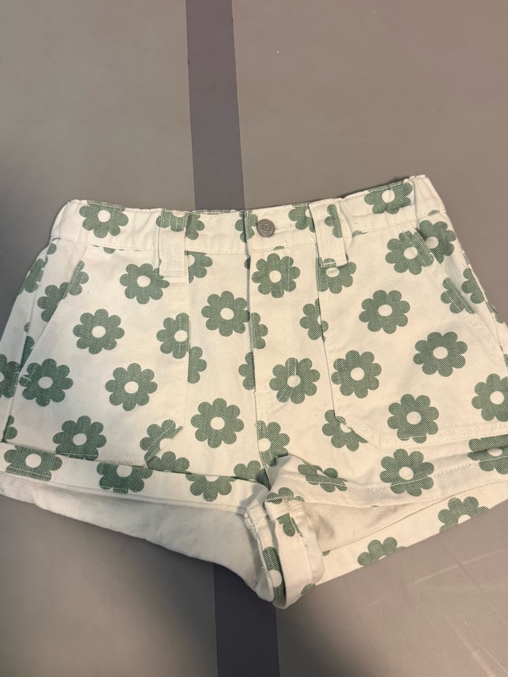 Pacsun White/ Cream Jean Shorts with Green Flowers Size small